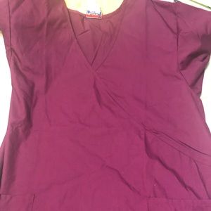 4x scrub set. New with tags